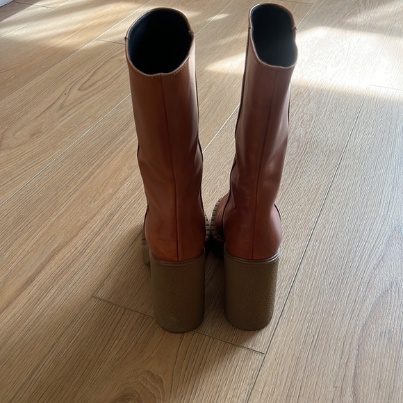 PRADA GUM SOLE COGNAC LEATHER PLATFORM BOOT 37.5 - Picture 4 of 6